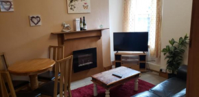 Отель Jane's Cottage Free Parking  Инвернесс